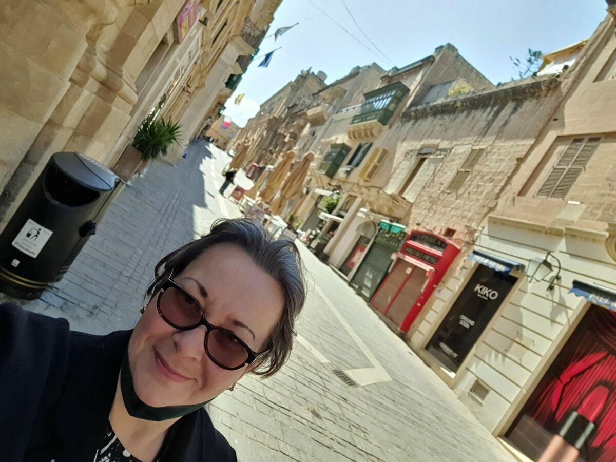 Переживаем большой карантин в маленькой стране