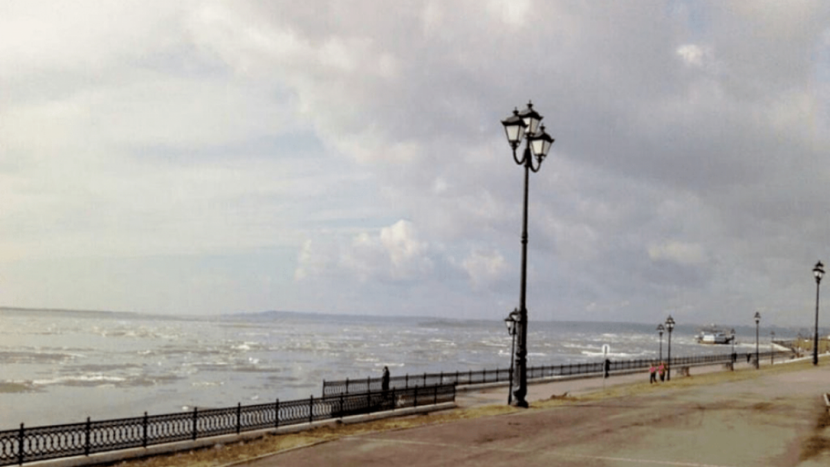    Спасатели нашли тело водителя ушедшей под лед «Нивы» в СаратовеНовости Саратова и области – Сетевое издание «Репортер64»