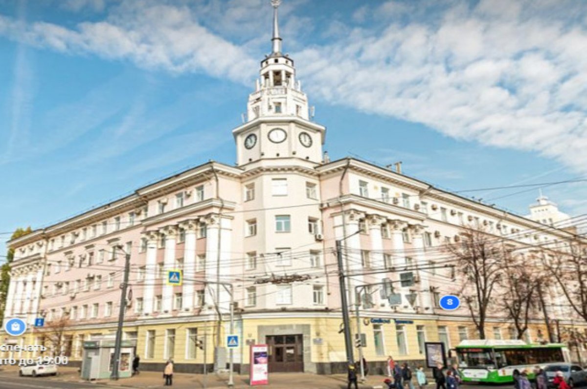    На ремонт шпиля дома напротив воронежского правительства выделят 6 млн руб.
