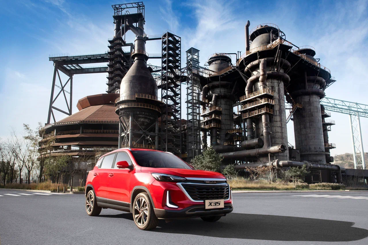 Официальное фото BAIC X35