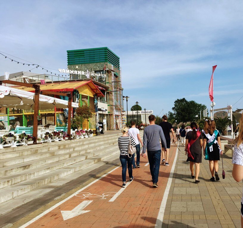 Набережная в Адлере