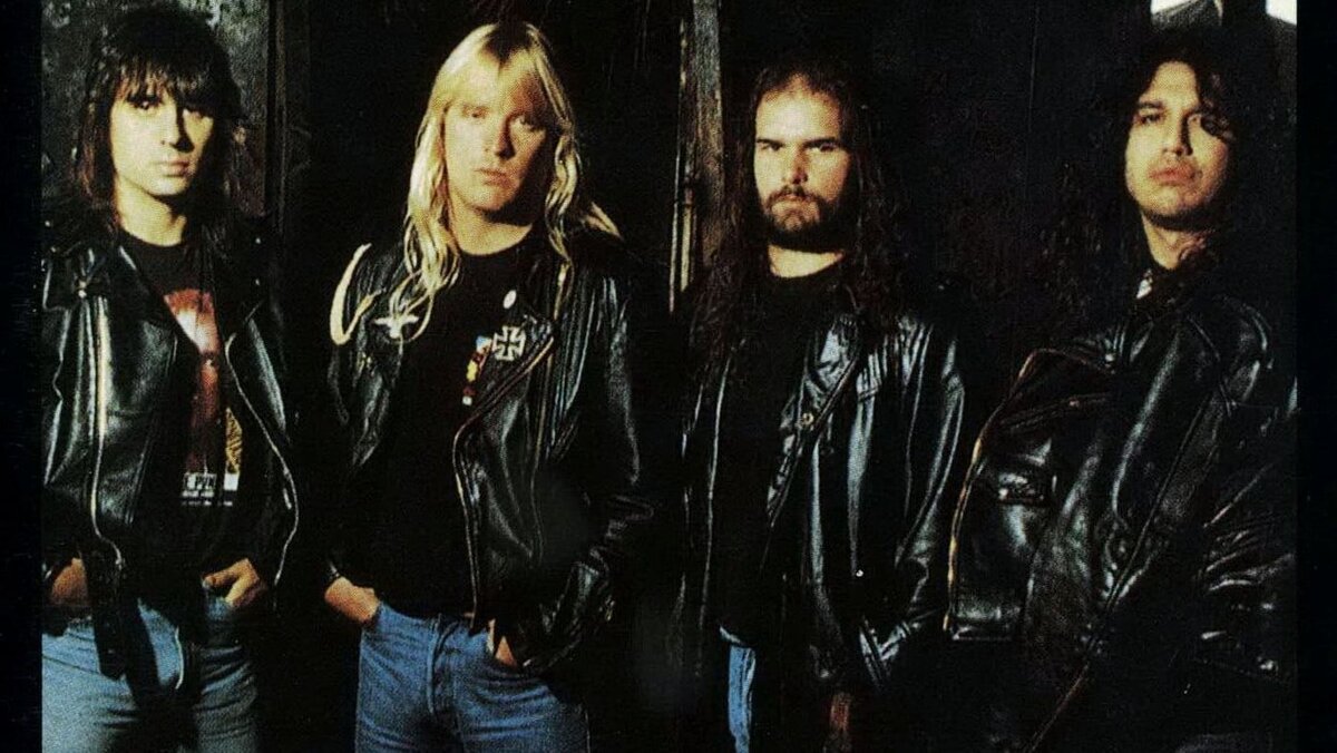 Источник: https://image.tmdb.org/t/p/original/3vZH0VGdb5wezmmcPdDqMz6ZmXw.jpg