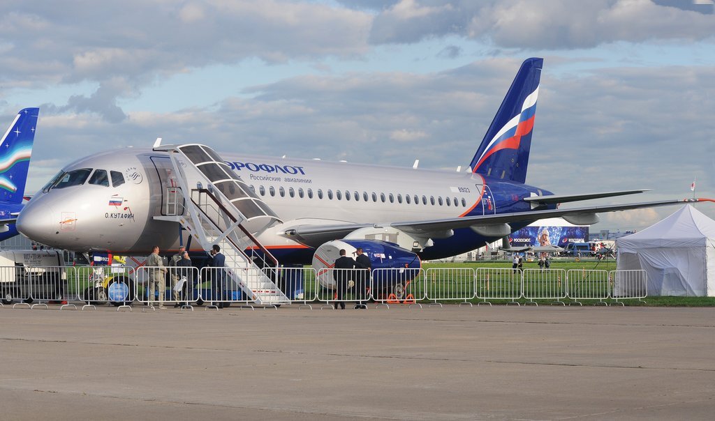 SuperJet 100-95 - RA-89123 - КБ Сухого, ГСС. Это 181 выпущенный Суперджет и шестой построенный в 2019. Лайнер носит имя в честь Олег Емельяновича Кутафина (1937— 2008) — советского и российского учёного-правоведа, специалиста в области конституционного права, академика РАН (2003), почётного члена РАО, ректора, а затем президента Московской государственной юридической академии. На момент фото борт еще не передан компании.

