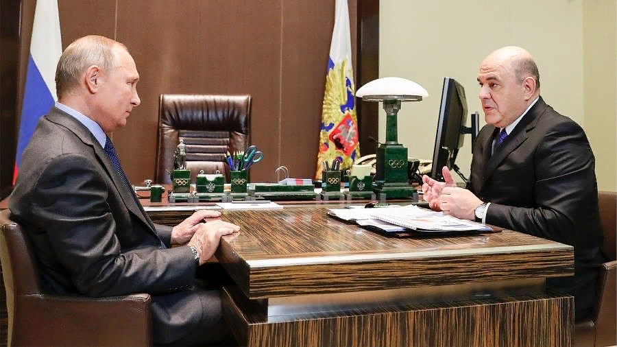 Владимир Путин и Михаил Мишустин. Источник: https://newsomsk.ru 