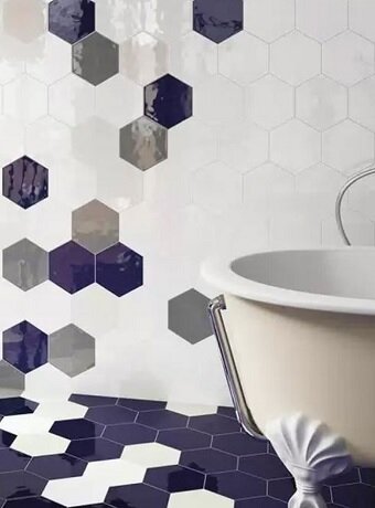 Банальная плитка для небанального декора. 5 эффектных идей для ванной комнаты