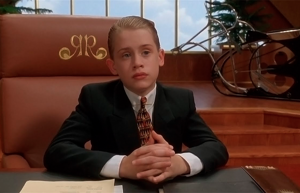 
Актер Дэниэл Крейг объявил, что не планирует завещать детям все свое состояние. И в этом он не одинок: все больше звезд и бизнесменов отдают миллионы на благотворительность, предлагая детям добиться всего самостоятельно. Мы вспомнили самые яркие примеры.