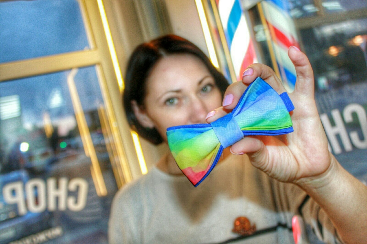 Привет! Я Катя Ярилова. Шью галстуки-бабочки. 