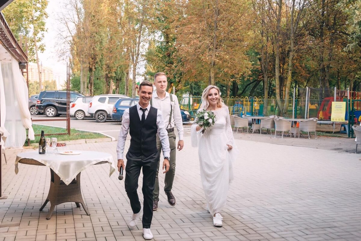 Кучаев цска 2021. Александр головин и федор чалов. Андрей кучаев. Иван обляков свадьба. Свадебные пары.