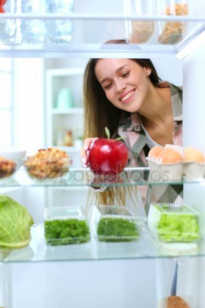 https://st3.depositphotos.com/3200101/19538/i/1600/depositphotos_195385232-stock-photo-portrait-of-female-standing-near.jpg