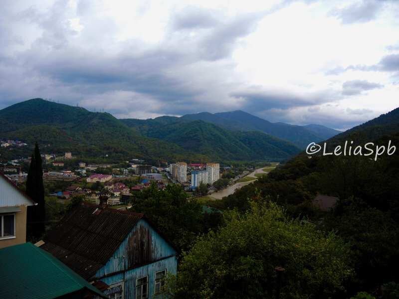 Фото из личного архива.Отсюда даже видно дом, где мы жили (находится рядом с новостройками)