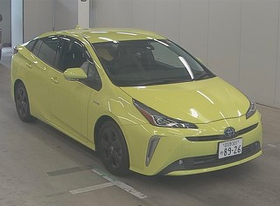 TOYOTA PRIUS