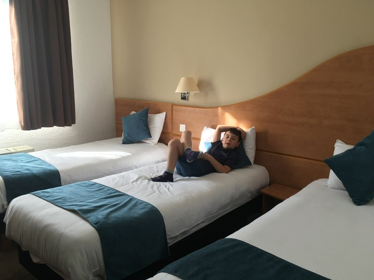 А после обеда уже в отеле в Бордо