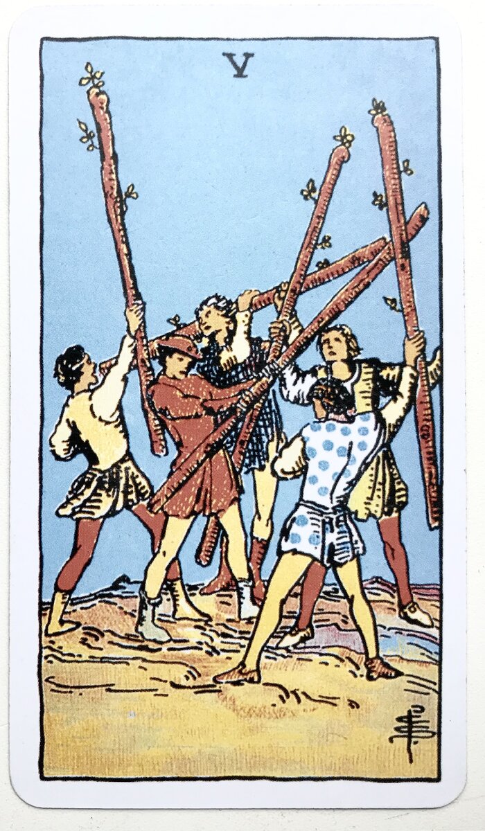 9 жезлов. Девятка жезлов и пятерка жезлов. Семейство жезлов. 7 жезлов таро райдера уэйта значение. 9 жезлов таро уэйта.