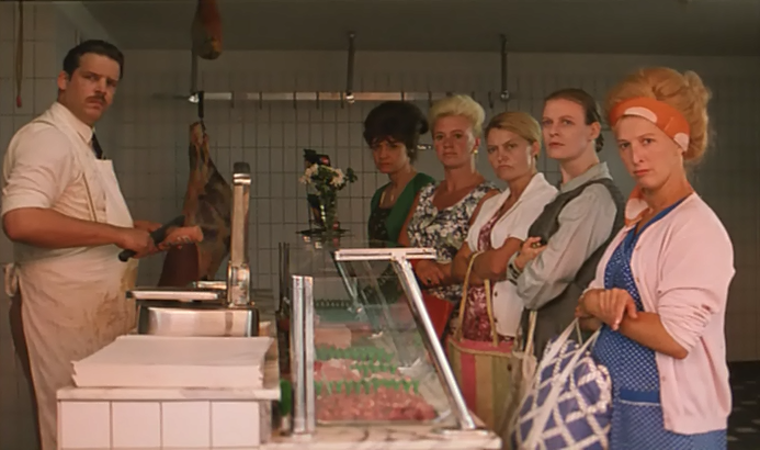 Мясник и строгие жительницы нового города