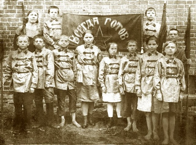 Пионеры - наследники скаутов