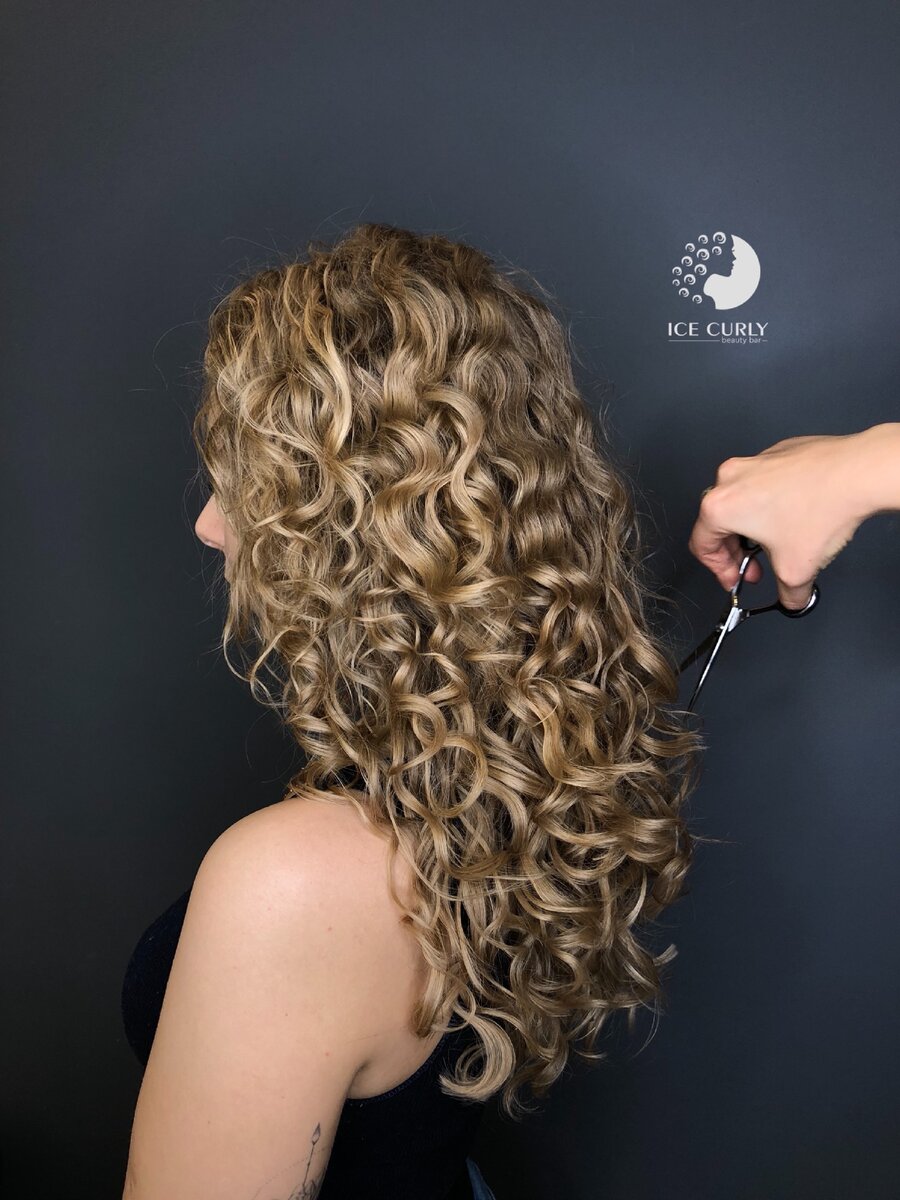 Стрижка в салоне ICE CURLY