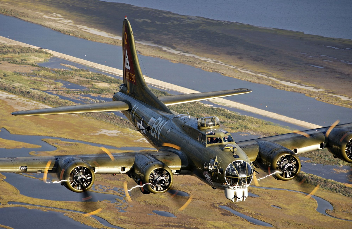 Самый массовый бомбардировщик Второй Мировой Boeing B-17 Flying Fortress