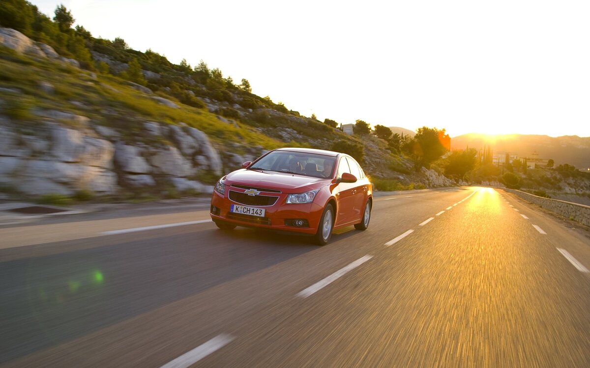 Фото для иллюстрации из источника: https://wallcars.net/details.php?image_id=4077