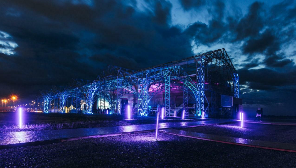 Пакгаузы на Стрелке