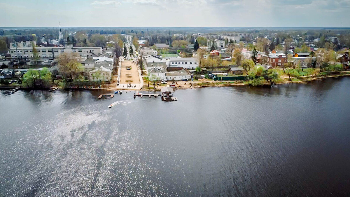 Вид на Калязин