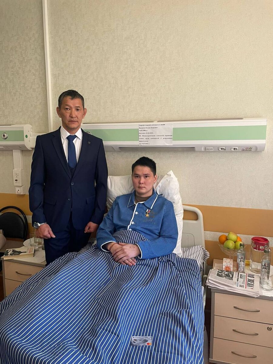 Балдан Цыдыпов со своим отцом 