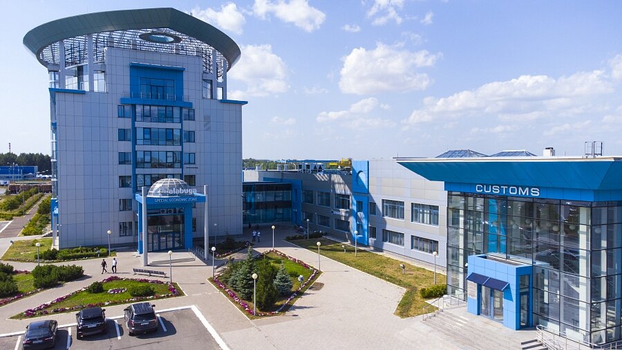 Главное здание ОЭЗ "Алабуга"