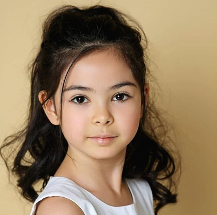 Габриела Мелкумян Гафар. Пример фото