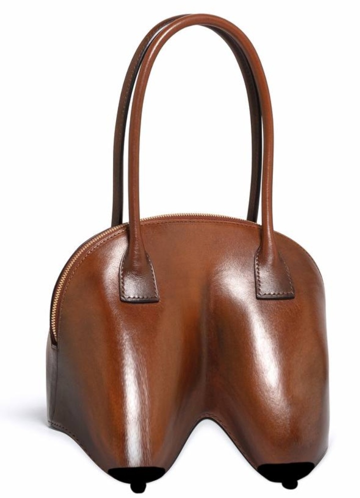     Модная дизайнерская сумочка Фото: соцсети