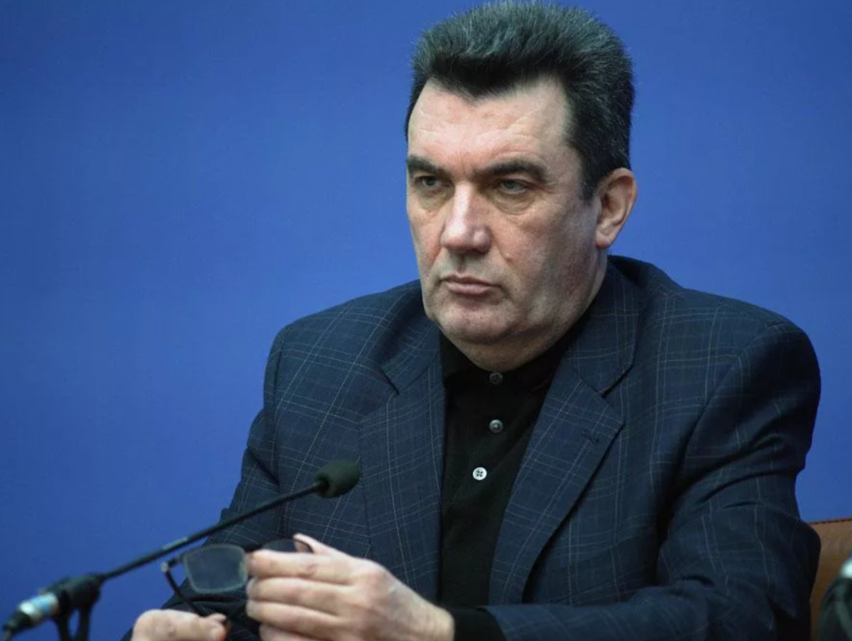    На Украине заявили о готовности наносить удары по всей России Алексей А.