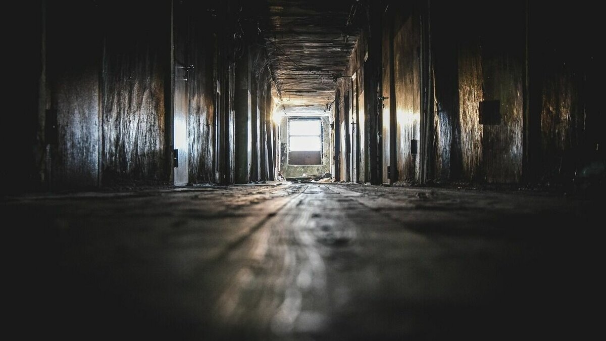     Дом признан аварийным, жильцы, не дождавшись расселения, переехали. Об этом сообщается в соцсетях.