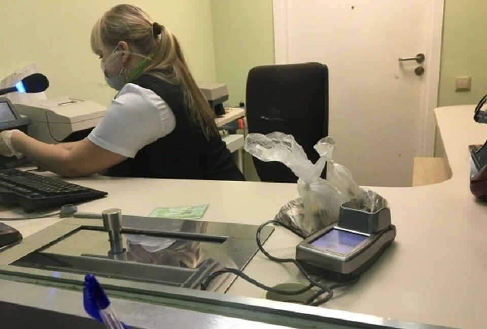     Недавно другой налетчик ограбил контору микрозаймов в Ростове. Александр РОГОЗА