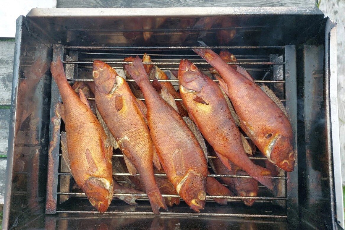 Вкуснее всего ужин, выловленный своими руками.