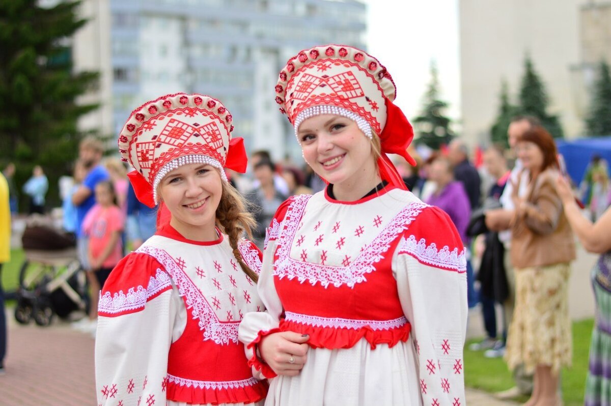 А знали ли вы, что в г. Белгород ежегодно проводится студенческий фестиваль Русь Заповедная, в котором могут принять участие студенты всех городов России  и даже с других стран?