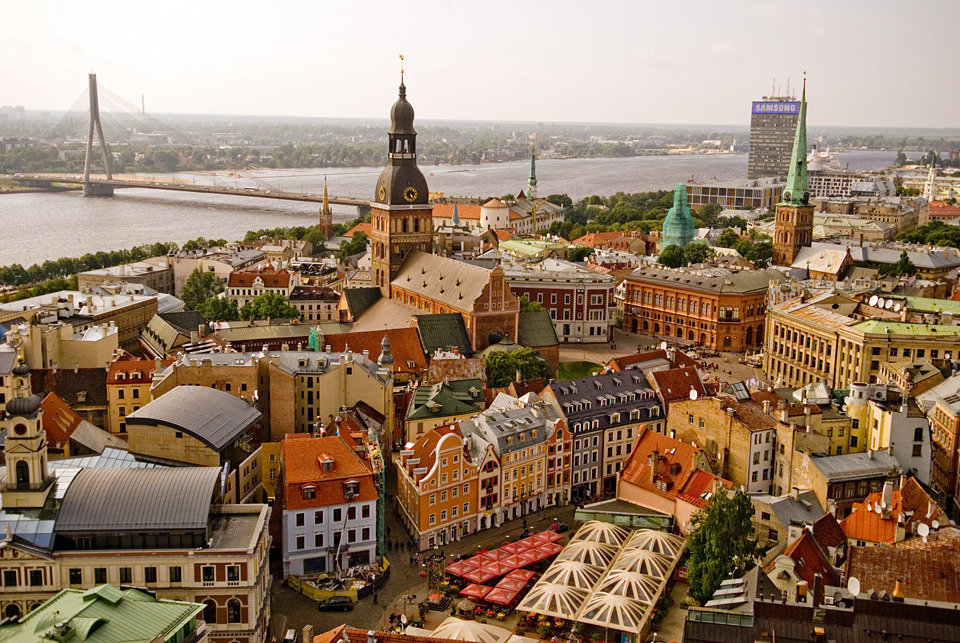 Какая столица у латвии. Латвия Рига центр. Латвия столица Вильнюс. Исторический центр Риги. Латвия Старая Рига.