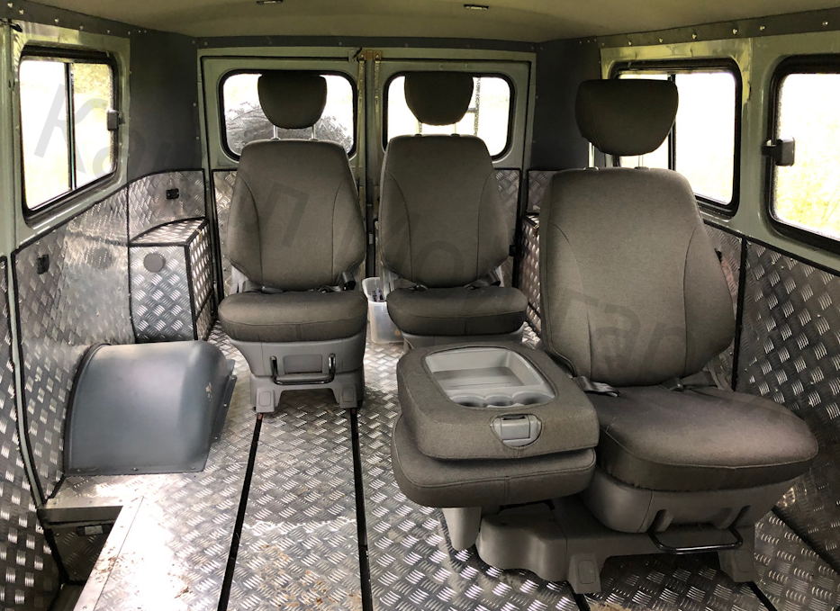 (это уже переделанный вариант салона, дальше будет информация)