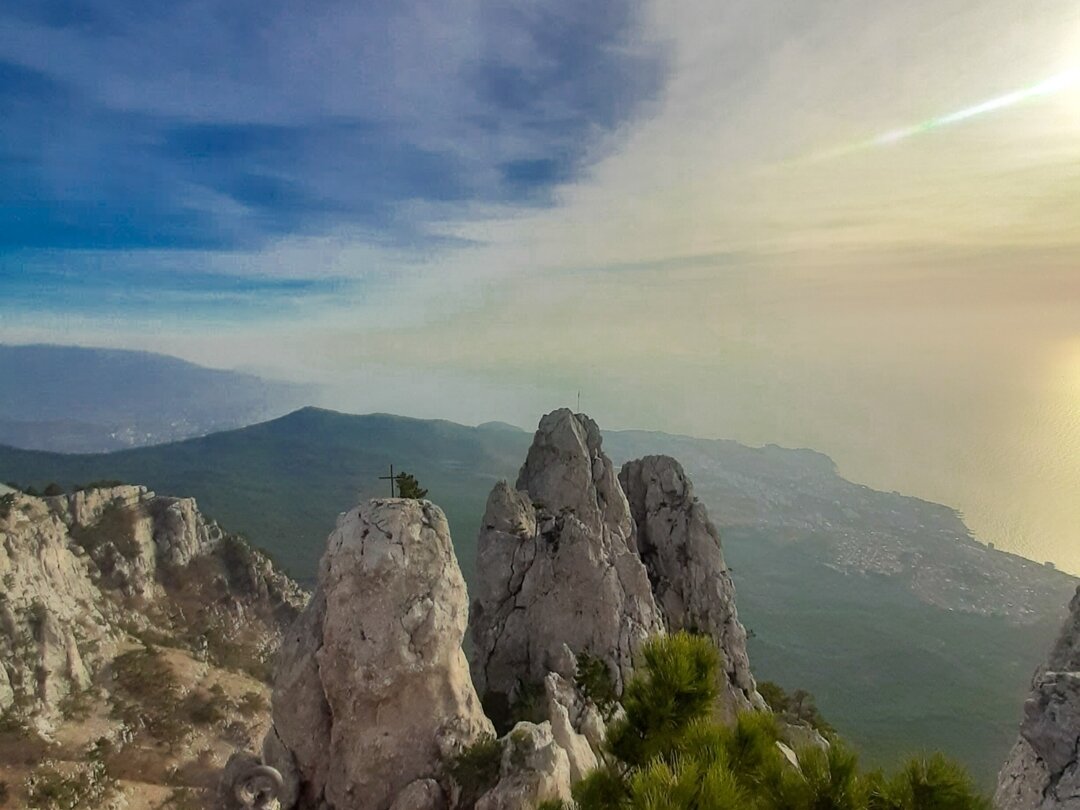 Посмотр гор Ялта ай Петри