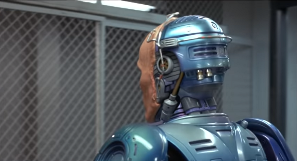 Видно как кожа натянута на каркас