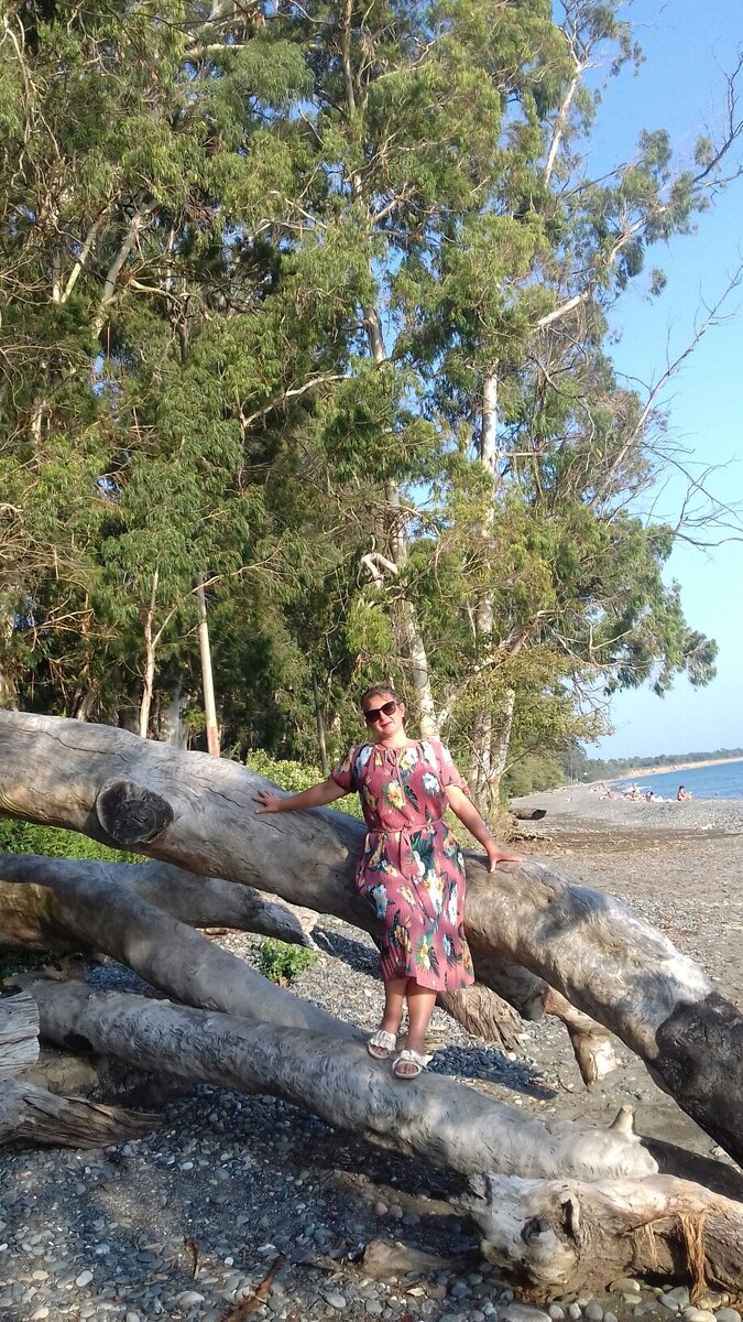 Эвкалиптовая роща , море и я.