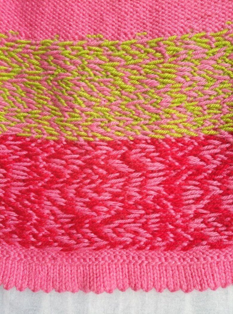 та же кайма с изнаночной стороны