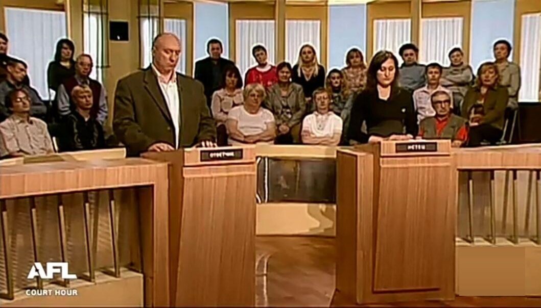 Кстати, помните передачу час суда про разводы? В жизни все более жестко. Делитесь в комментариях своими историями !