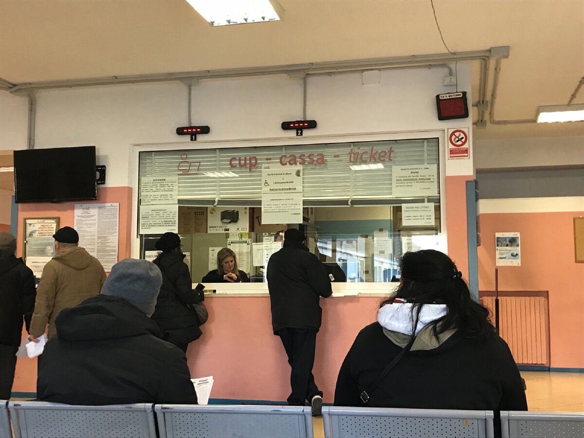 О моем личном опыте записи к врачам специалистам на юге Италии, регион Апулия