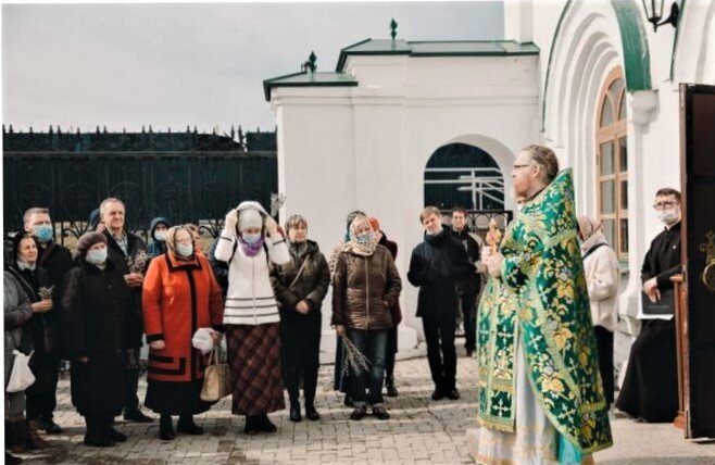 Даже пожилые люди пришли в Тюмени.