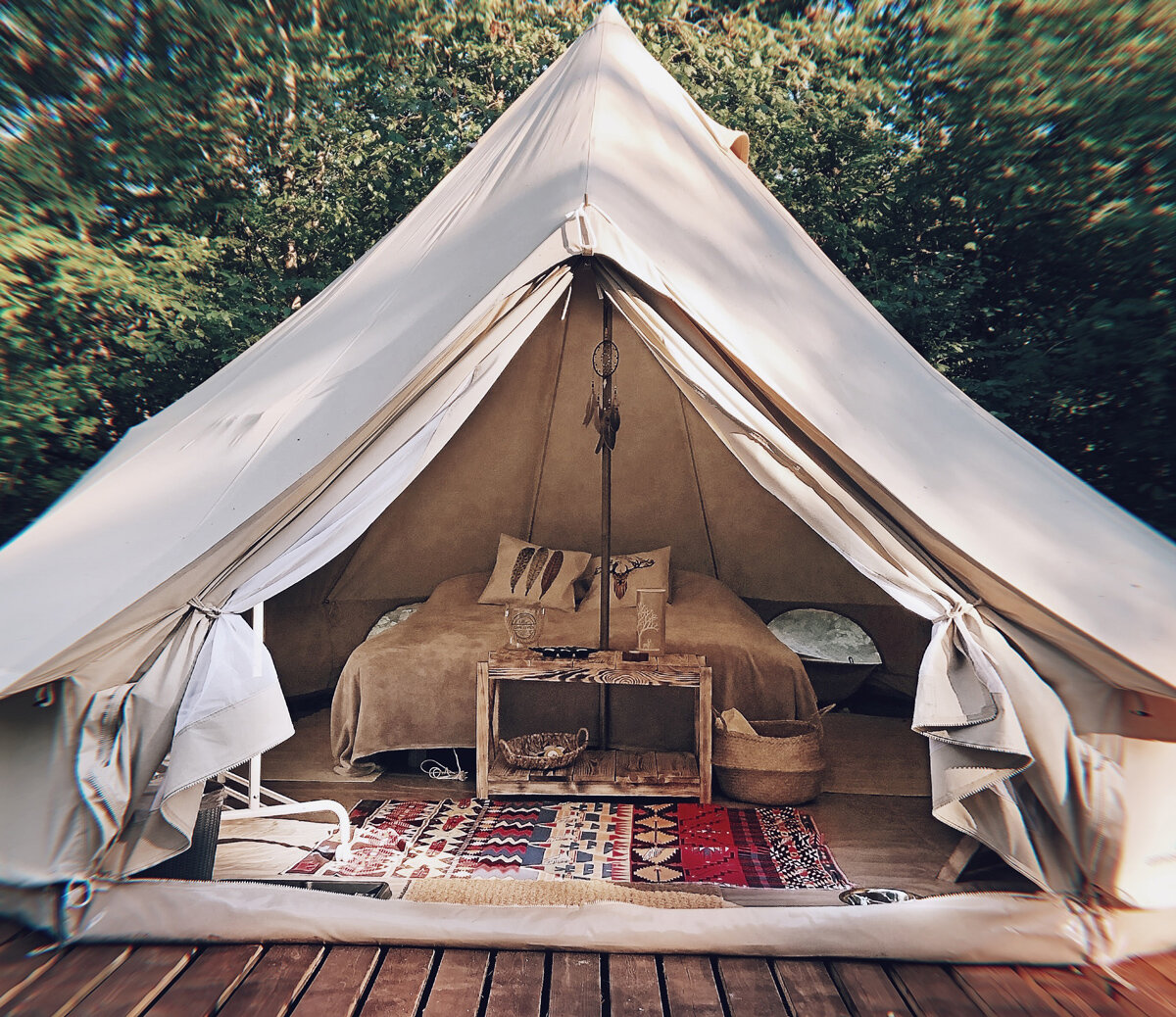 Глэмпинг малина зеленоградск. Глэмпинг утриш. Ананда глэмпинг. Глэмпинг newcamp эссойла. Глэмпинг сова.