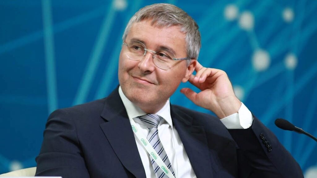 https://www.tumenpro.ru/wp-content/uploads/2020/01/falkov.jpg