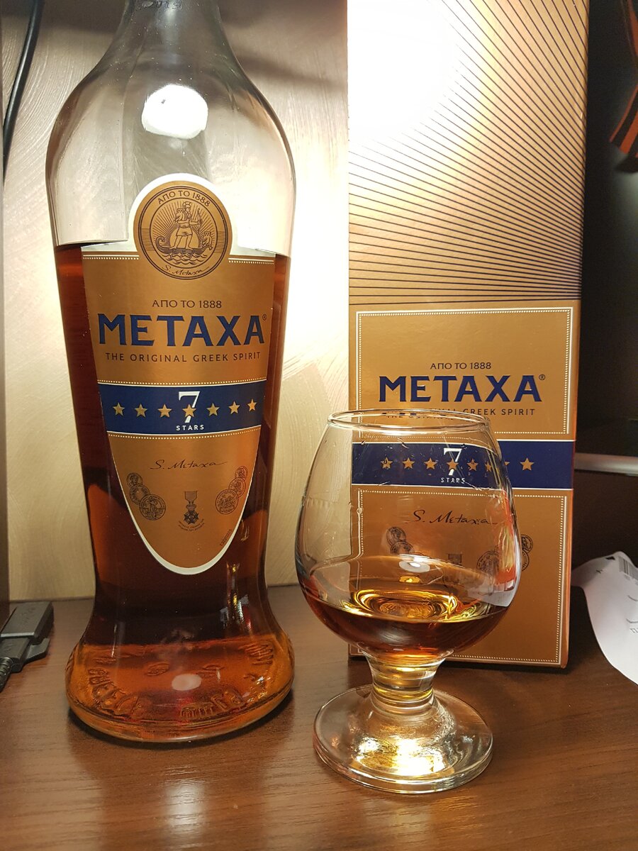 бренди метакса 7 звезд. 7 л. метакса коньяк. метакса 0. 7 л.