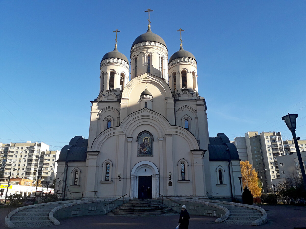 Храм Утоли моя печали в Марьино. Церковь Утоли Мои печали в Марьино. Утоли моя печали в Марьино 2 храма. Новая Москва храм в Марьино.