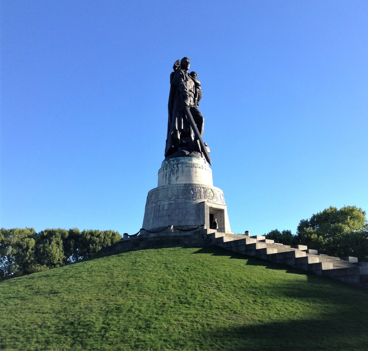 The National Monument to the Forefathers stands in a state park on Allerton Stre