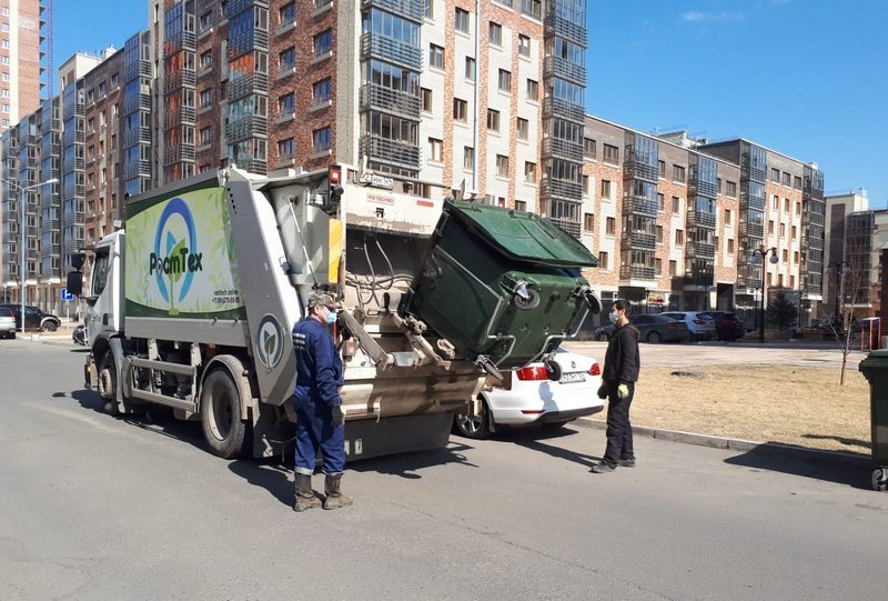 А совсем недавно оператор начал установку контейнеров под раздельный сбор