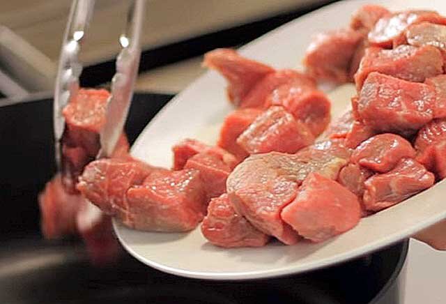Что делать с неприятно пахнущим мясом хряка