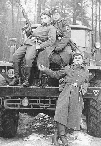 На марше...